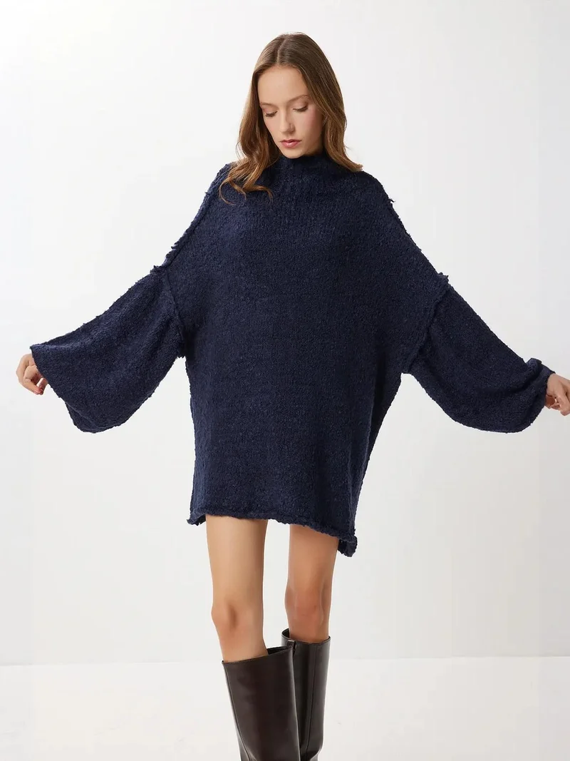 السعادة في إسطنبول ISTANBUL Textured Knit Mini Dress with Crew Neck
